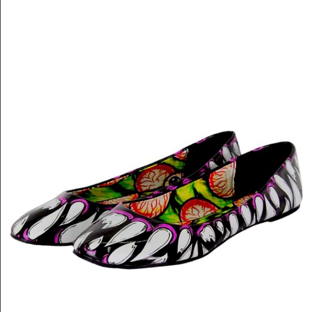 NWOT IRON FIST TIMMY CHEW FLATS (fits like a 10)